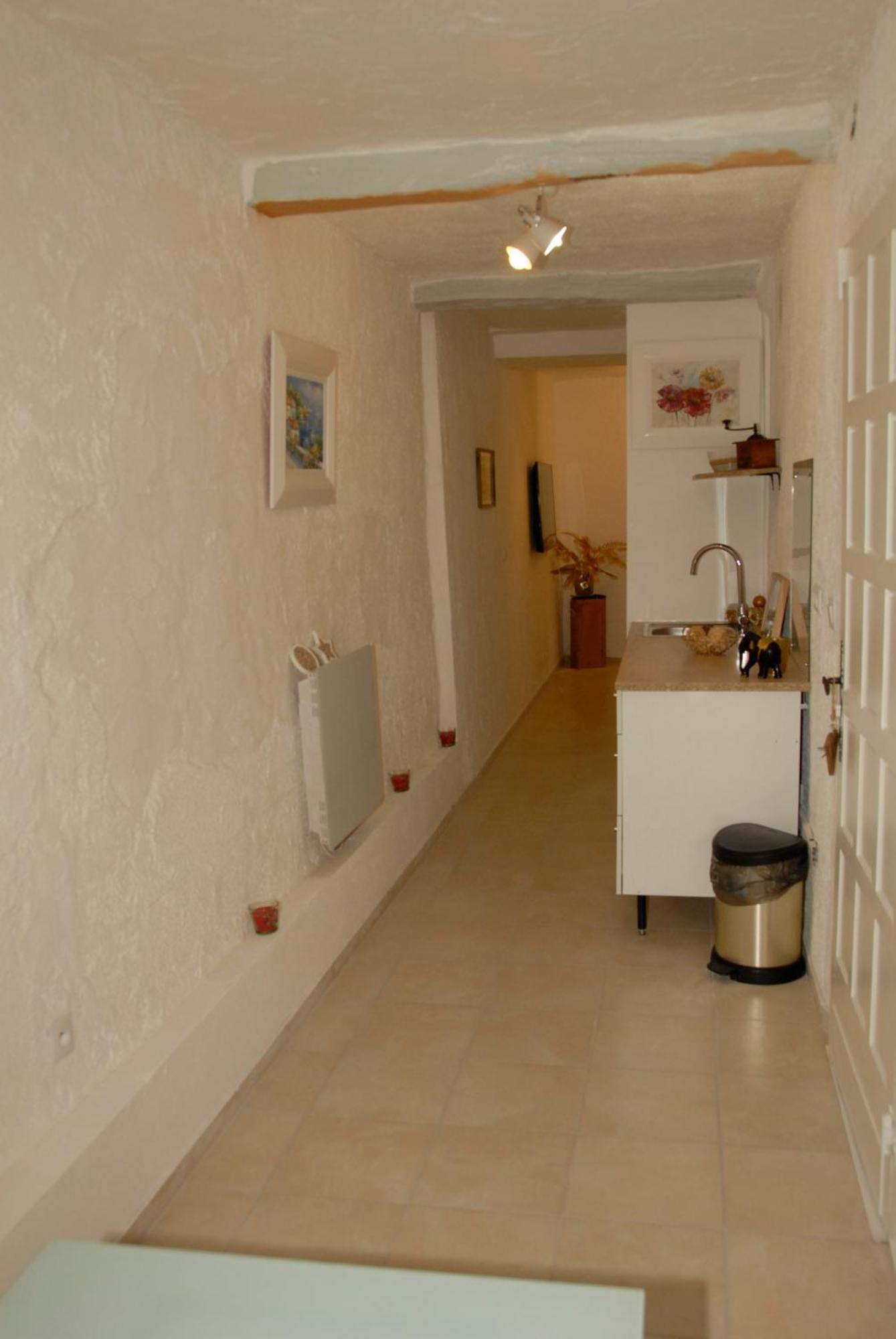 Joli Havre De Paix Apartment Vence Ngoại thất bức ảnh