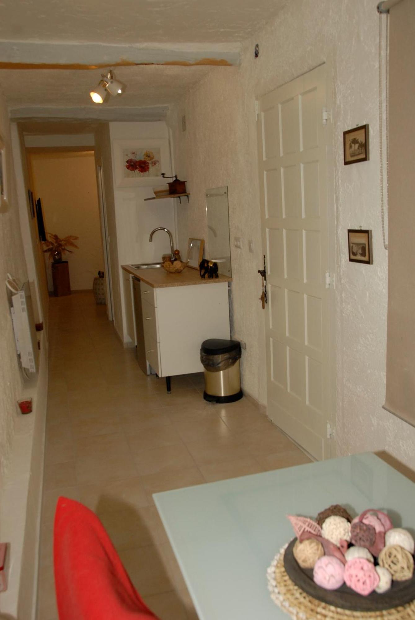 Joli Havre De Paix Apartment Vence Ngoại thất bức ảnh